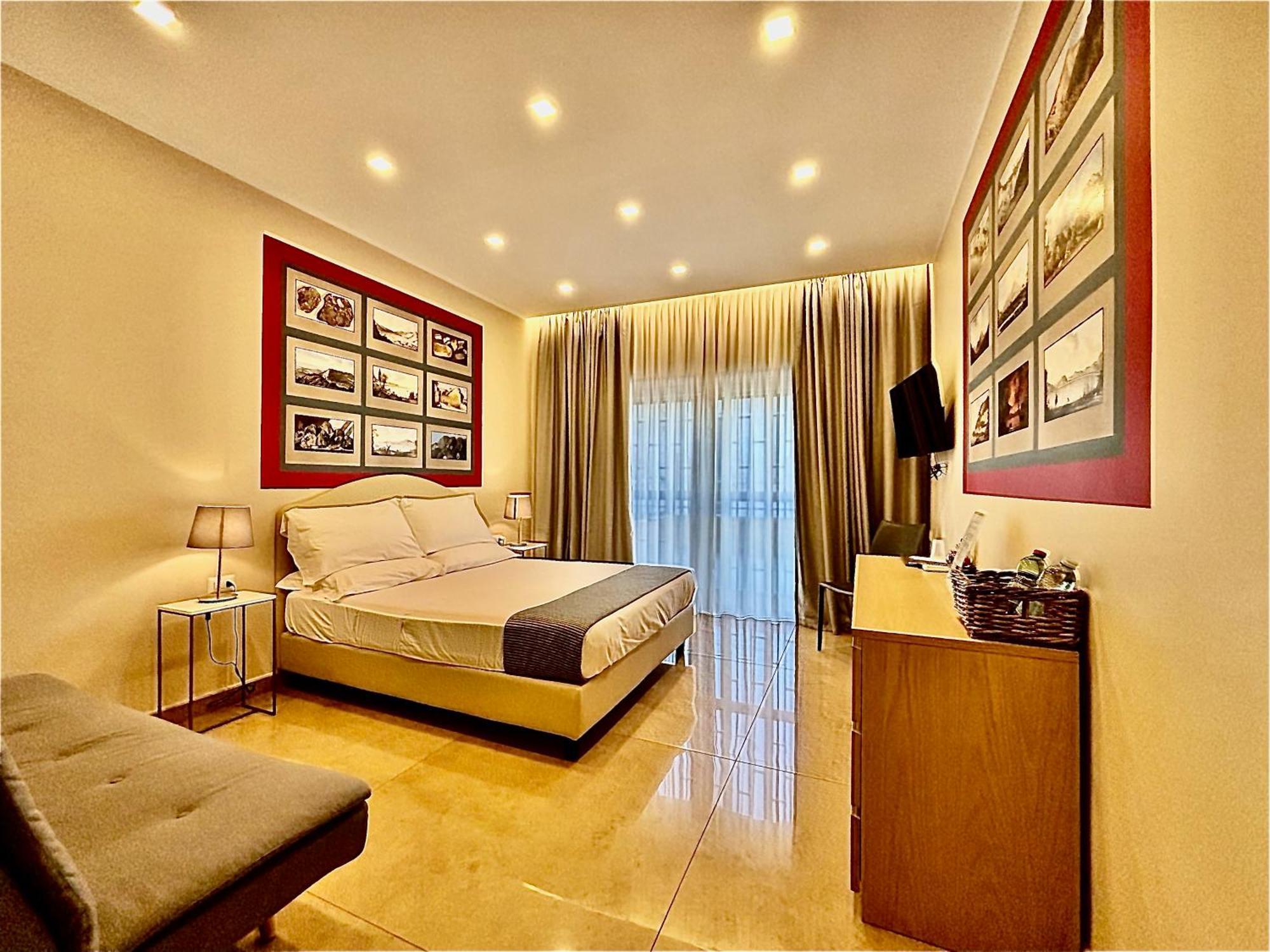 Mdc Luxury Rooms Napoli Eksteriør billede